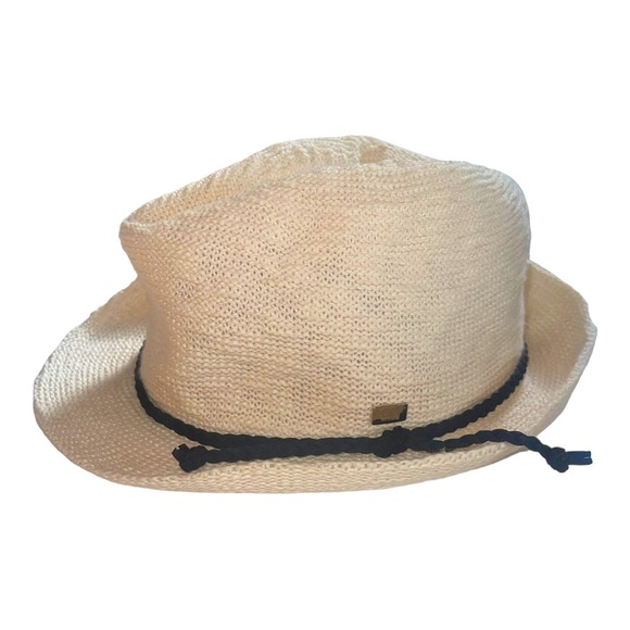 HBY MIAMI Ivory Straw Fedora Hat NWOT - Picture 1 of 6